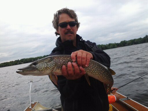 mikes fishing 070.jpg - Mike fosters  pike lake Dalrymple